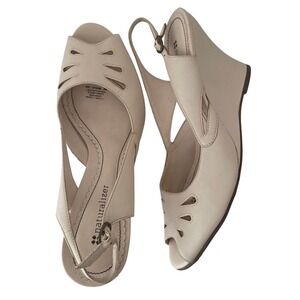 Naturalizer Retro Wedge Cream Leather Slingback Peep Toe Shoes Womens Size 8M